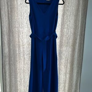 CALVIN KLEIN ROYAL BLUE V-NECK JUMPSUIT SIZE 6